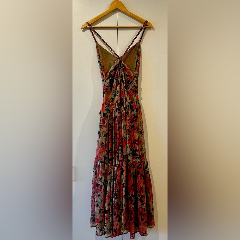 ASTR the Label Eartha Floral Tiered Maxi Dress Multicolor Taupe Pink Stunning - Picture 3 of 15